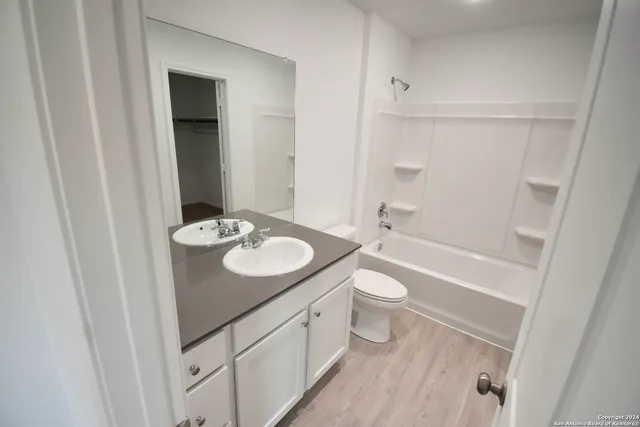 $1,600 | 3612 Axis Hl Street, New Braunfels, TX 78132