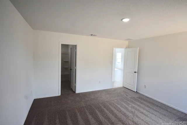 $1,600 | 3612 Axis Hl Street, New Braunfels, TX 78132