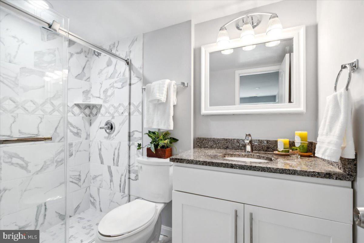 6018 Stevens Forest Road Columbia, MD 21045 - Photo 11 of 24 Main Level Full Bath