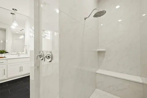 $999,950 | 550 Goodnight Trail, Dripping Springs, TX 78620