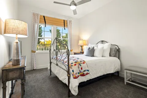 $999,950 | 550 Goodnight Trail, Dripping Springs, TX 78620