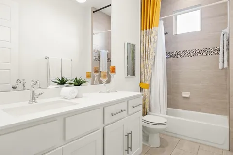 $999,950 | 550 Goodnight Trail, Dripping Springs, TX 78620