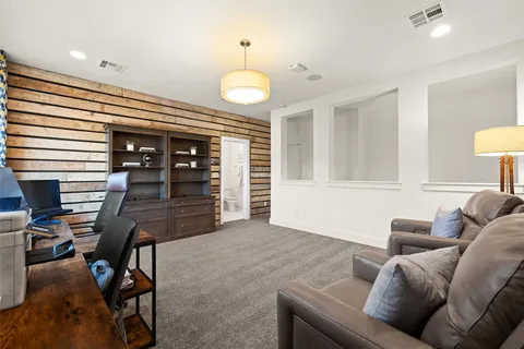 $999,950 | 550 Goodnight Trail, Dripping Springs, TX 78620