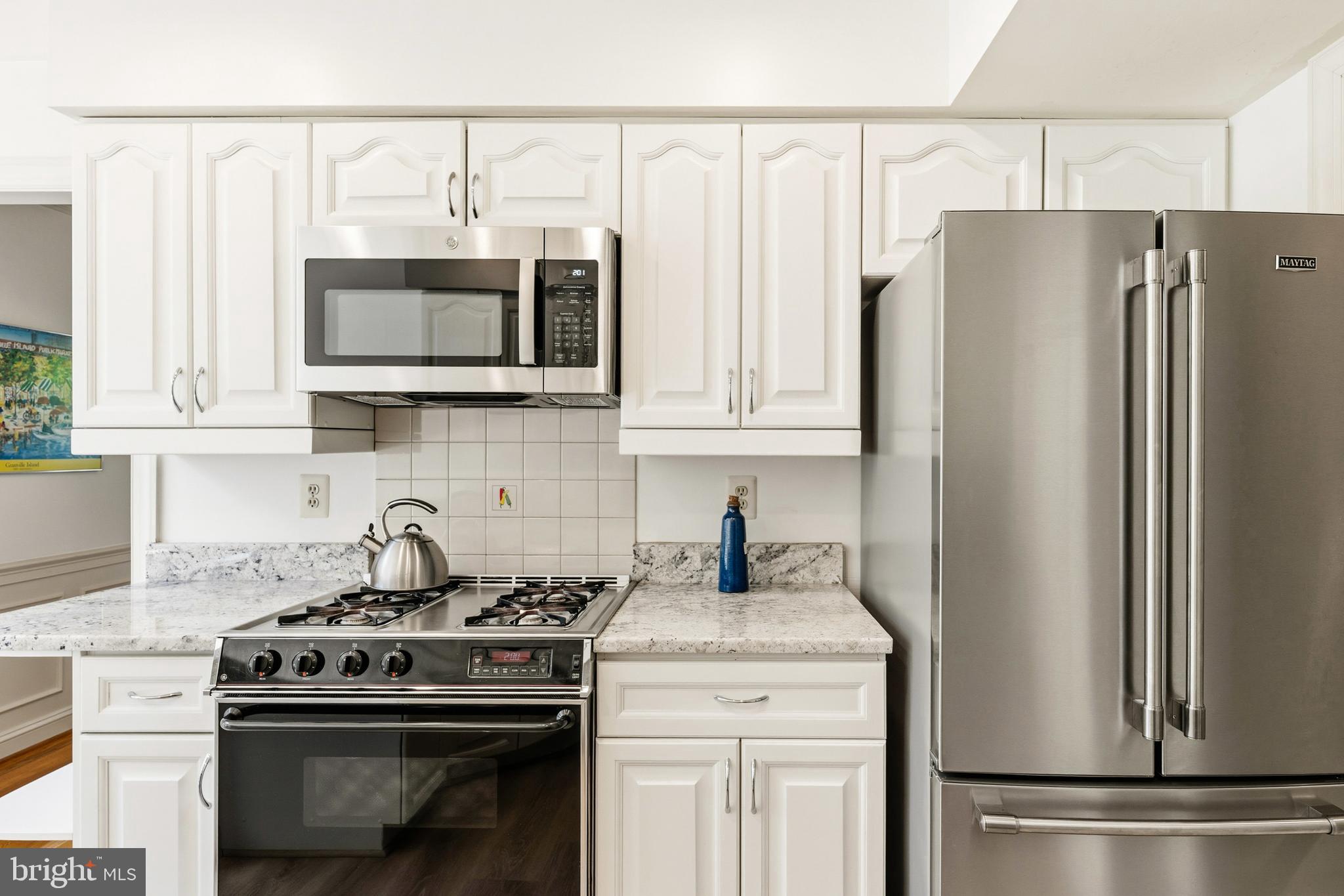 6518 Milva Lane Springfield, VA 22150 - Photo 18 of 55 Gas cooking and abundant cabinetry