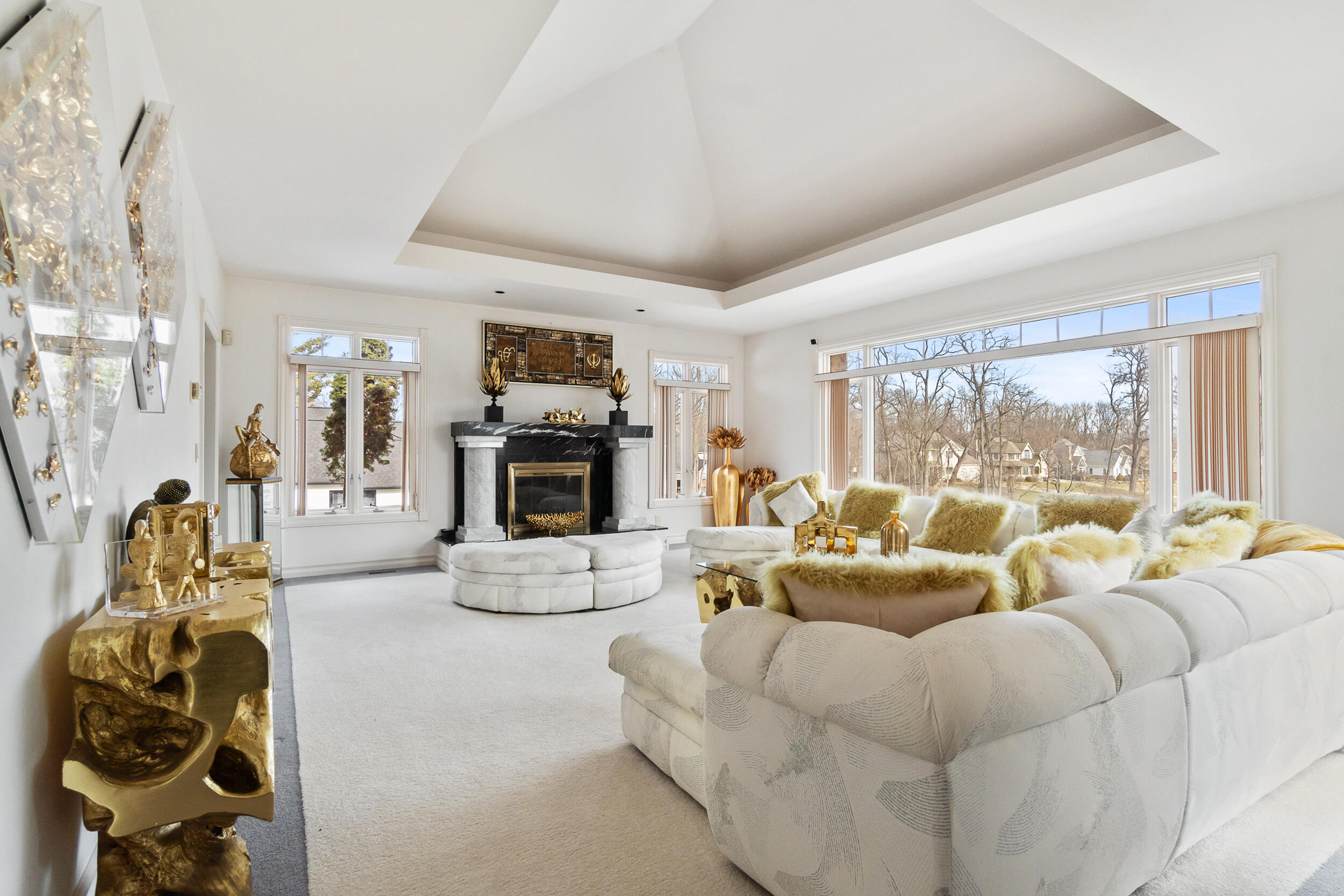 1840 Lexington Boulevard Jackson, MI 49201 - Photo 18 of 88 Formal Living Room