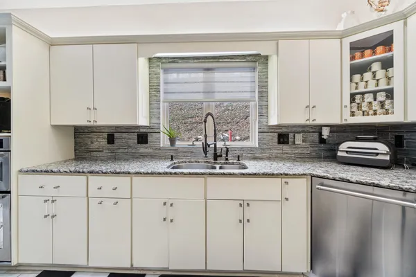 $1,149,000 | 1840 Lexington Boulevard, Jackson, MI 49201