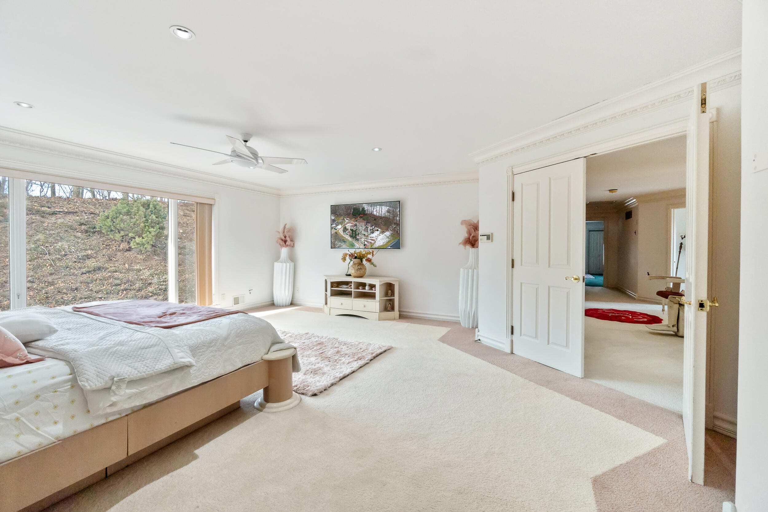 1840 Lexington Boulevard Jackson, MI 49201 - Photo 41 of 88 Principal Bedroom