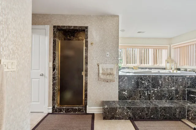 $1,149,000 | 1840 Lexington Boulevard, Jackson, MI 49201