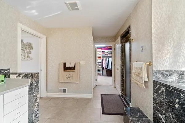 $1,149,000 | 1840 Lexington Boulevard, Jackson, MI 49201