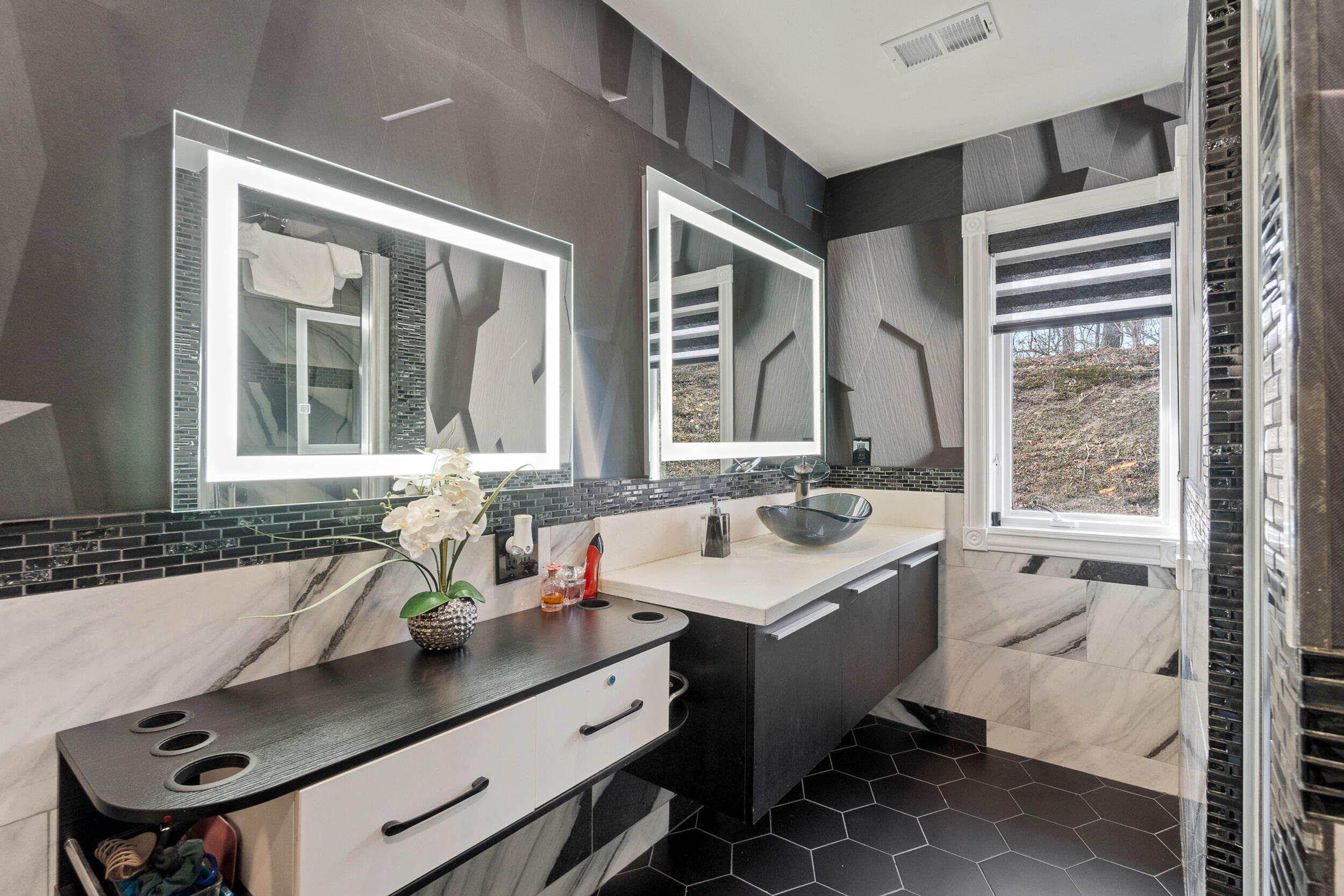 1840 Lexington Boulevard Jackson, MI 49201 - Photo 52 of 88 Second Bath