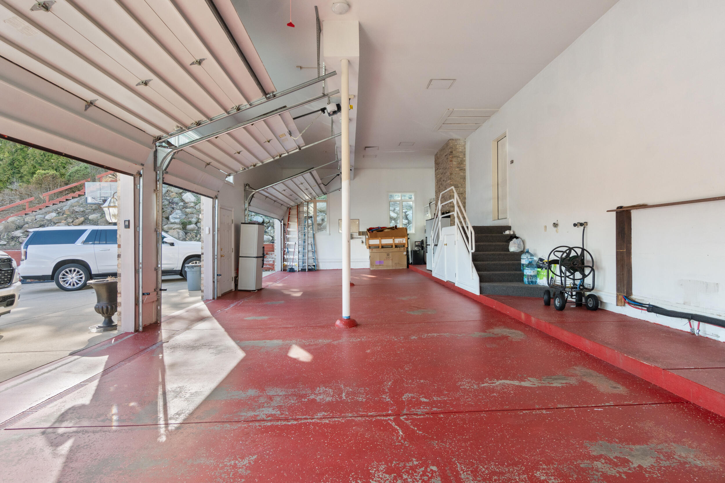 1840 Lexington Boulevard Jackson, MI 49201 - Photo 69 of 88 Garage