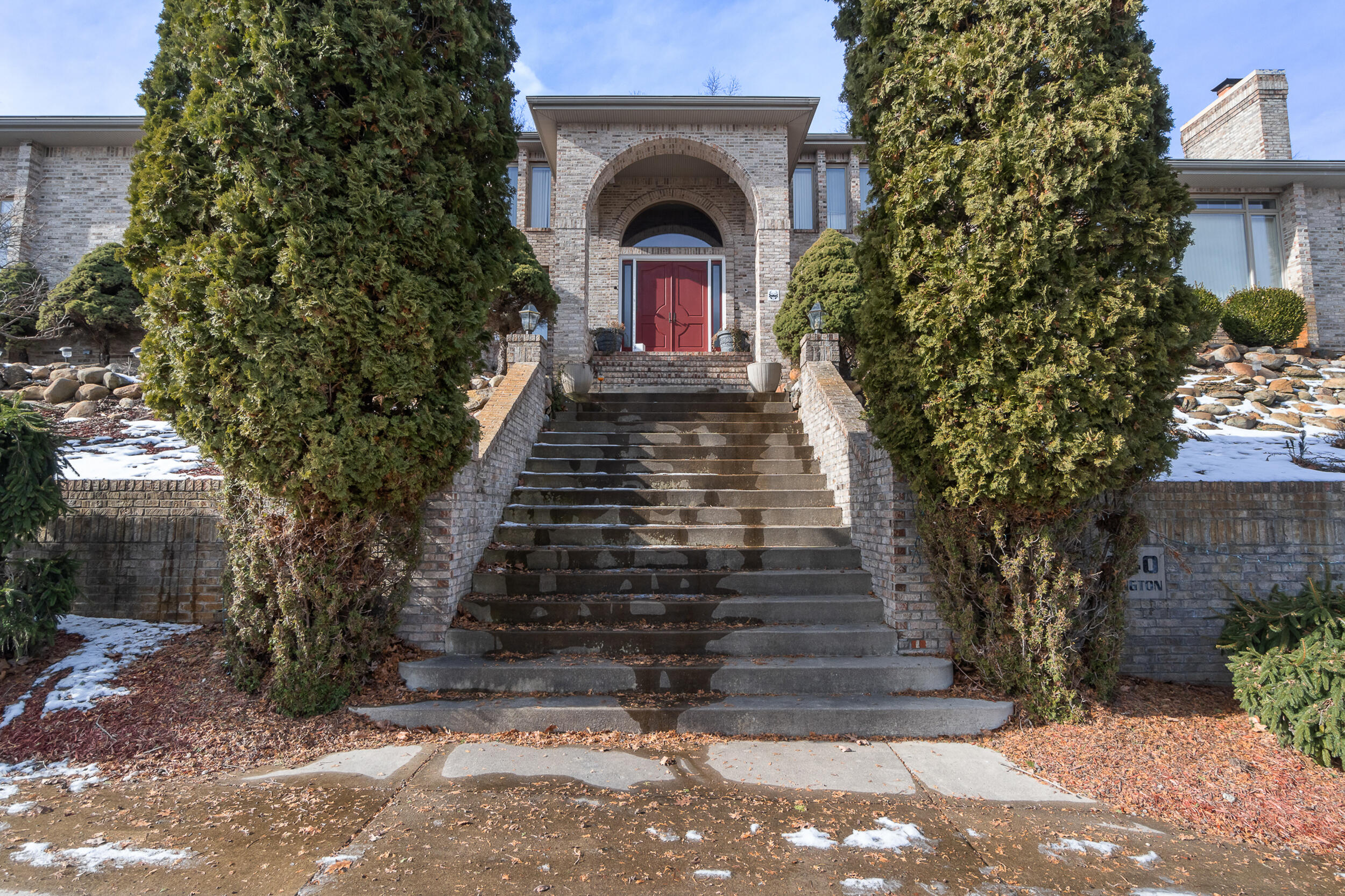 1840 Lexington Boulevard Jackson, MI 49201 - Photo 9 of 88 .