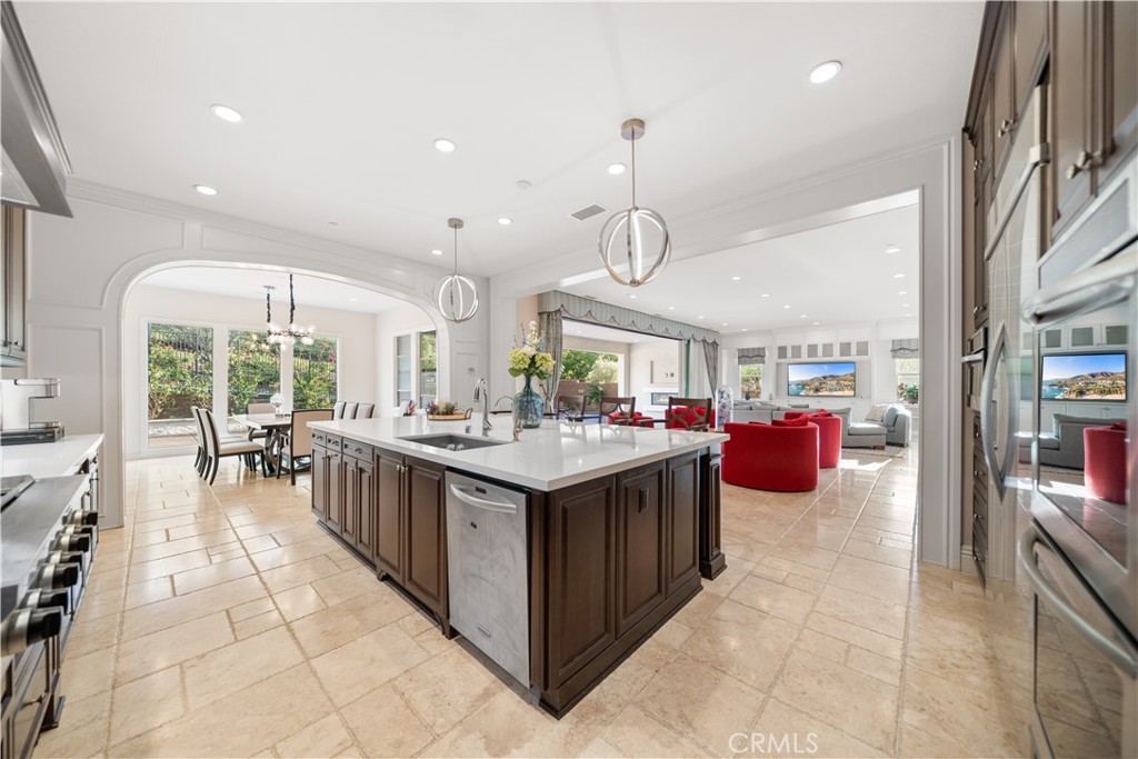 878 North Landa Way Brea, CA 92821 - Photo 15 of 59