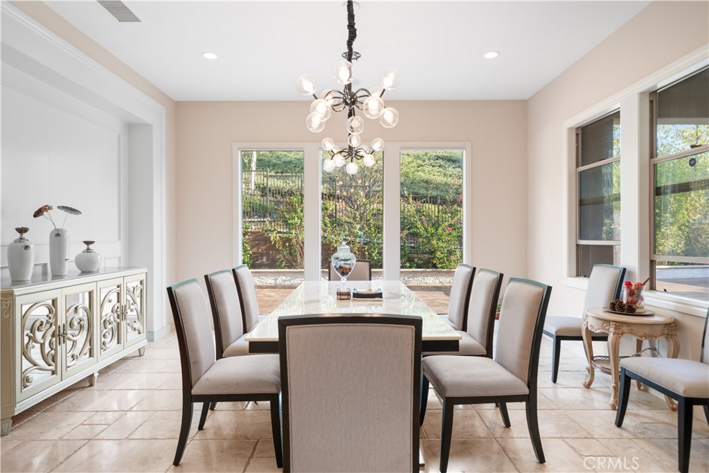 878 North Landa Way Brea, CA 92821 - Photo 17 of 59