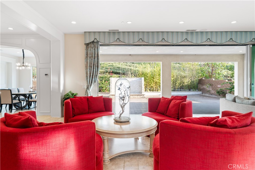 878 North Landa Way Brea, CA 92821 - Photo 7 of 59