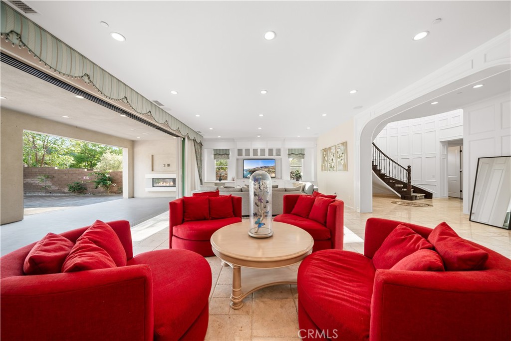 878 North Landa Way Brea, CA 92821 - Photo 8 of 59