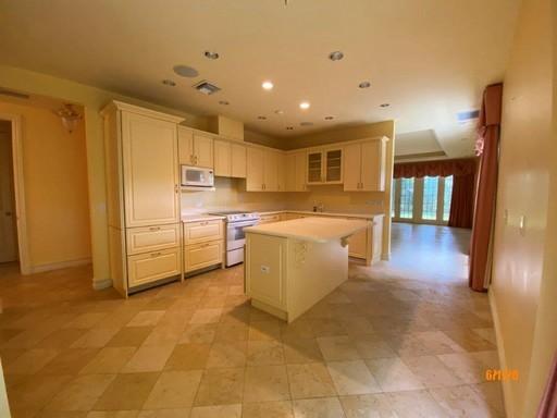6173 Island Boca Raton, Unit B Boca Raton, FL 33496 - Photo 8 of 17 IMG_1135