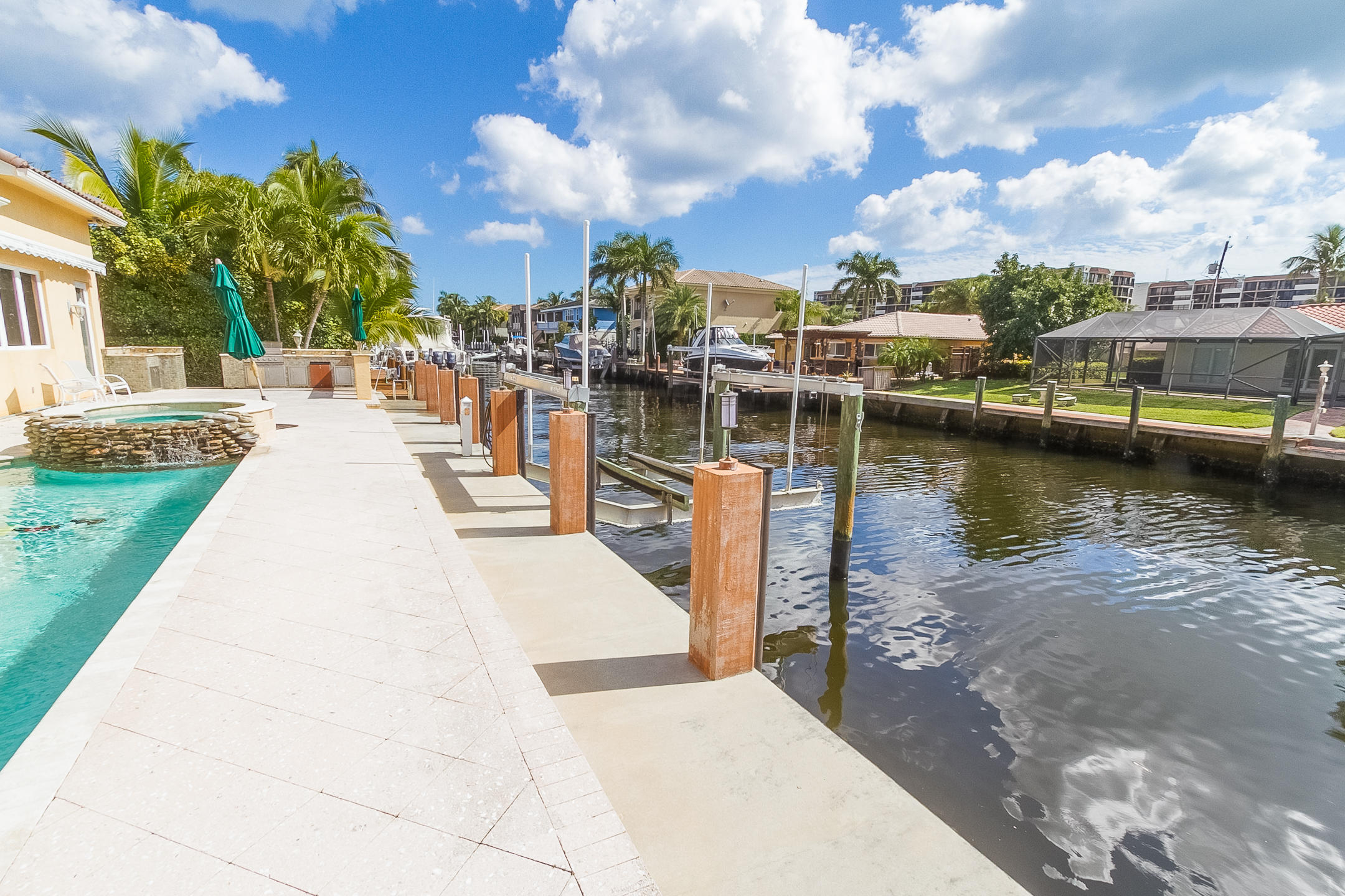 828 Forsyth Street Boca Raton, FL 33487 - Photo 8 of 60 Boca Keys Beauty (13 of 60)