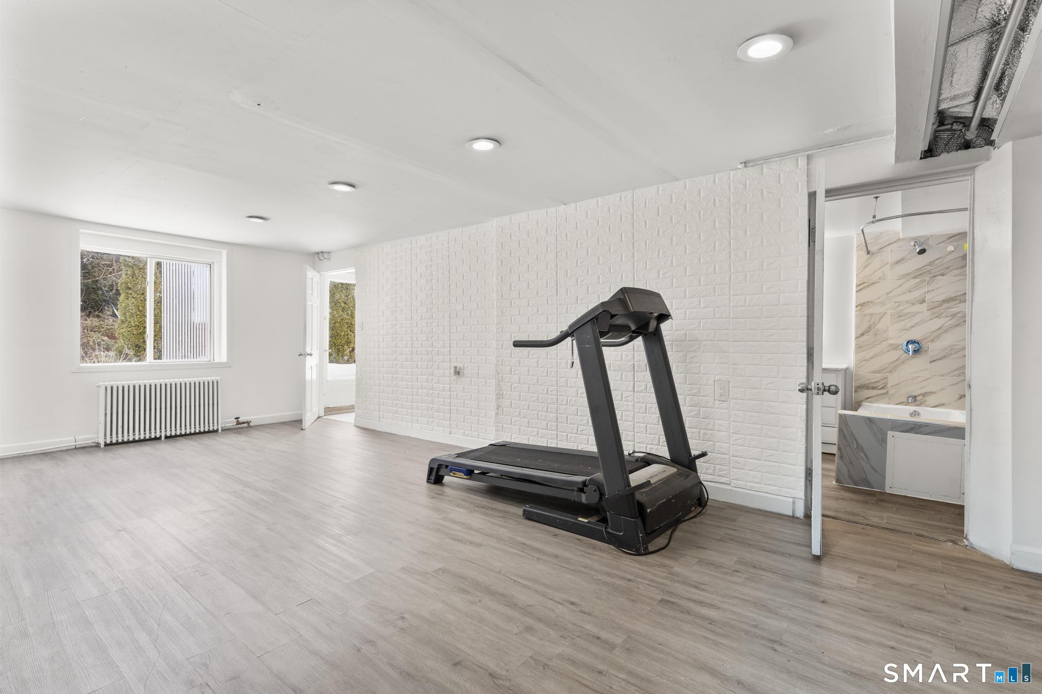 5 Arden Road Trumbull, CT 06611 - Photo 21 of 39