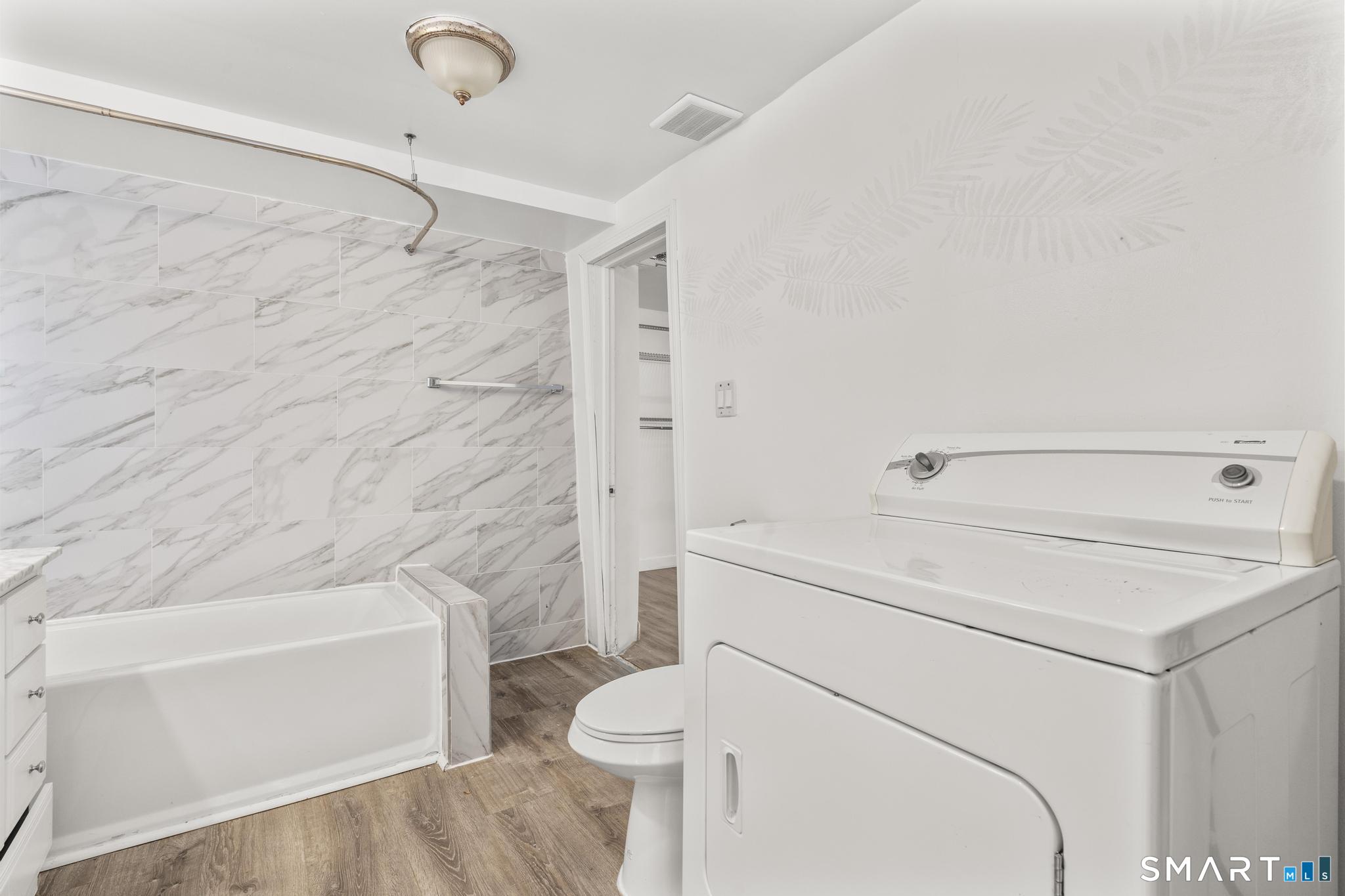 5 Arden Road Trumbull, CT 06611 - Photo 26 of 39