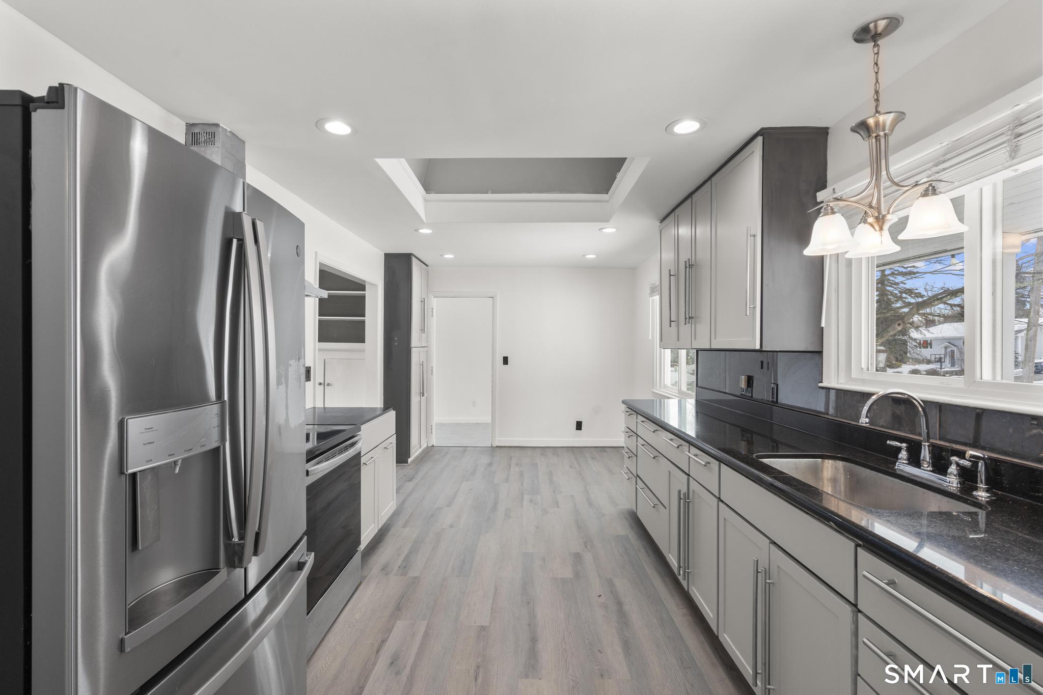 5 Arden Road Trumbull, CT 06611 - Photo 8 of 39