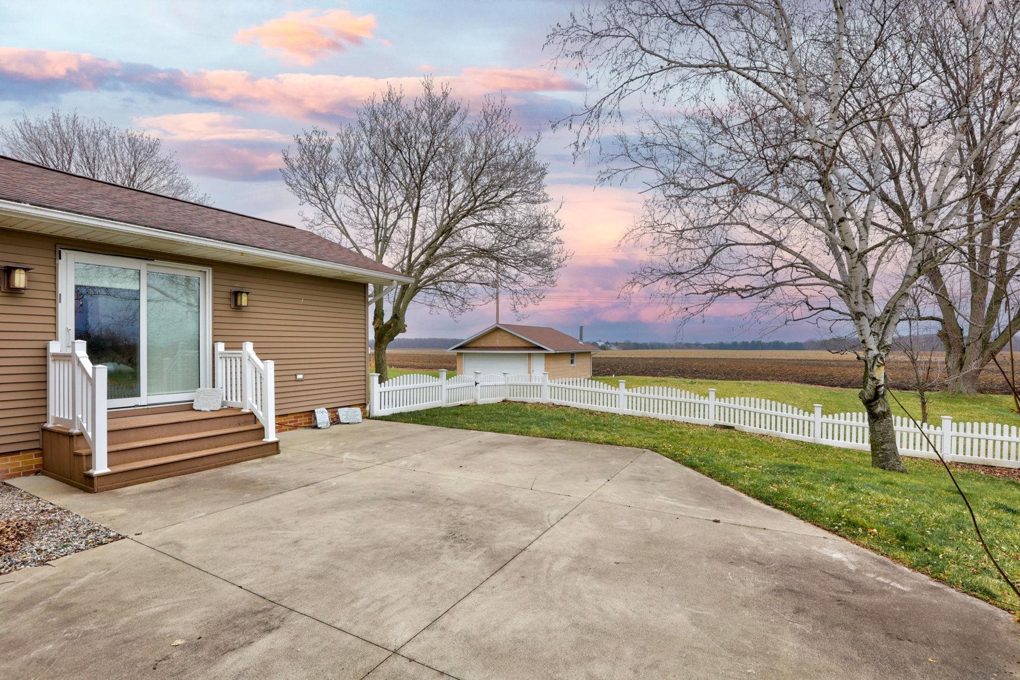 4079 South Vassar Road Vassar, MI 48768 - Photo 38 of 41