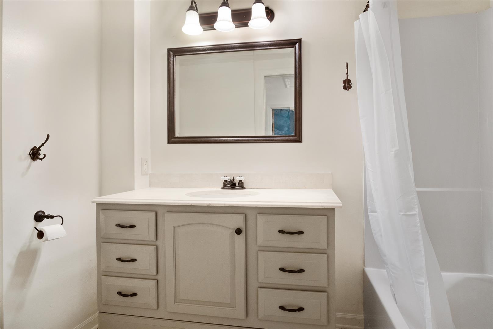 5N552 Hanson Road St. Charles, IL 60175 - Photo 21 of 29 Gallery Image 21