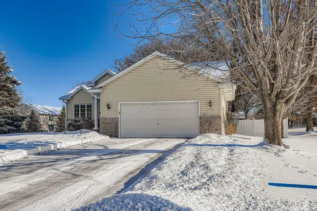 $420,000 | 15473 Martin Street Northwest, Andover, MN 55304