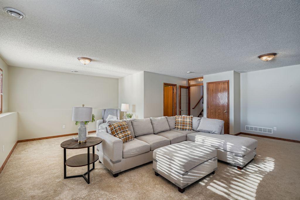 15473 Martin Street Northwest Andover, MN 55304 - Photo 24 of 58