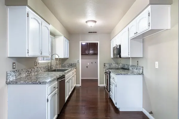 $379,000 | 1607 Ashlan Avenue, Clovis, CA 93611