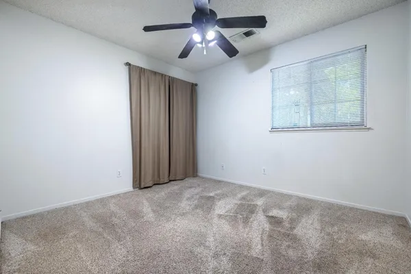 $379,000 | 1607 Ashlan Avenue, Clovis, CA 93611