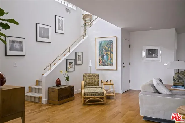 $2,095,000 | 1358 Killarney Avenue, Los Angeles, CA 90065