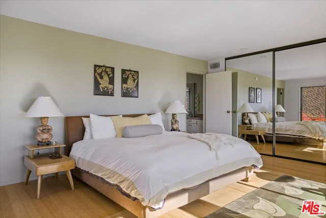 $2,095,000 | 1358 Killarney Avenue, Los Angeles, CA 90065