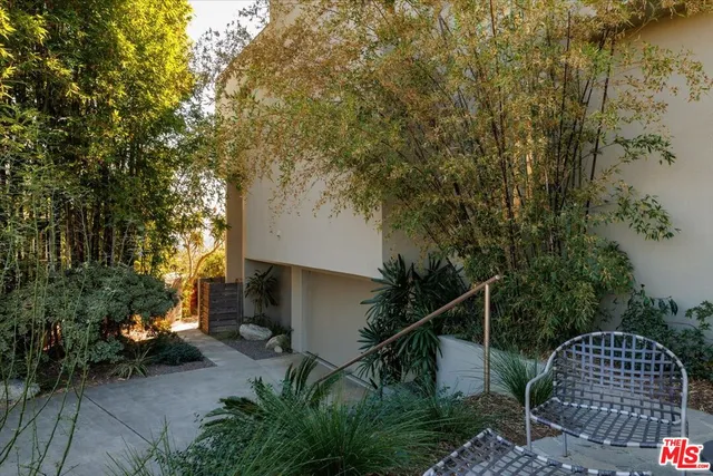 $2,095,000 | 1358 Killarney Avenue, Los Angeles, CA 90065