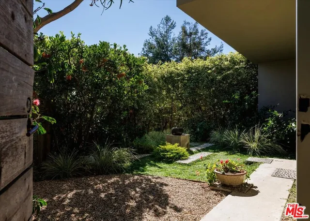 $2,095,000 | 1358 Killarney Avenue, Los Angeles, CA 90065