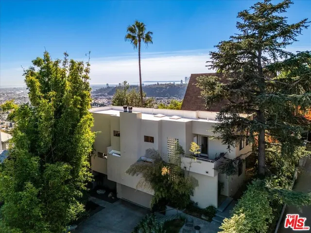 $2,095,000 | 1358 Killarney Avenue, Los Angeles, CA 90065
