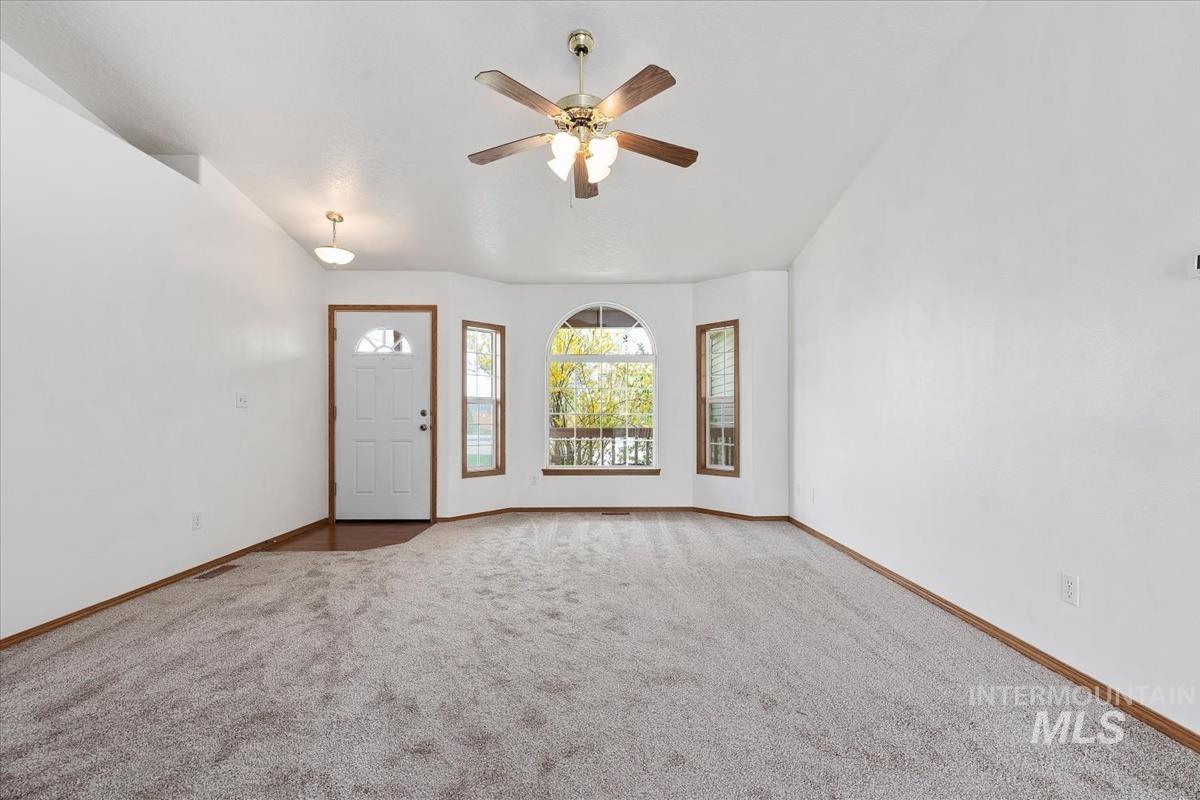 721 Valley Street Middleton, ID 83644 - Photo 6 of 40