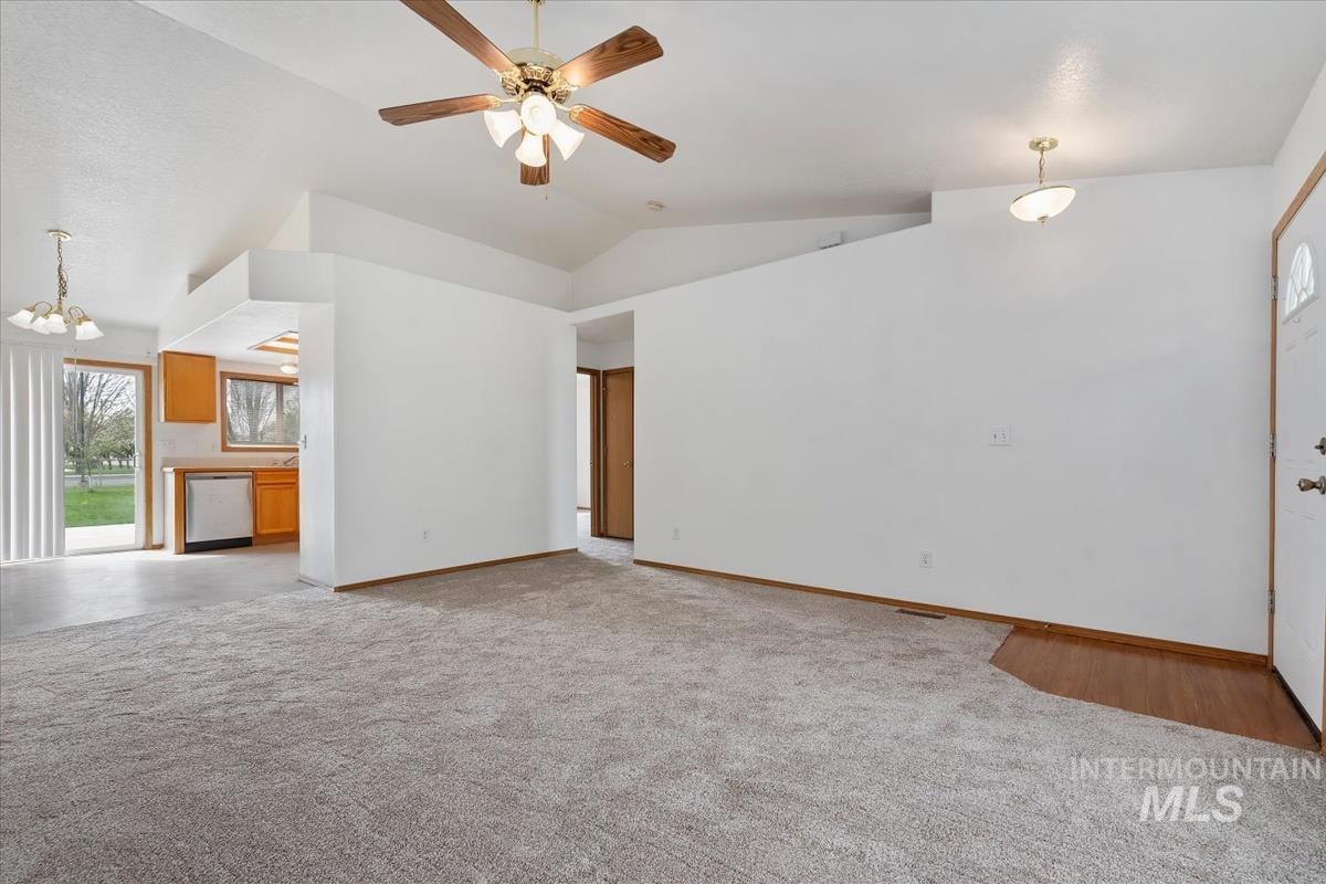 721 Valley Street Middleton, ID 83644 - Photo 7 of 40