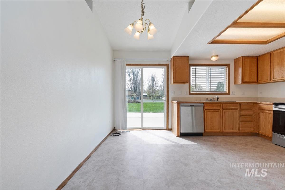 721 Valley Street Middleton, ID 83644 - Photo 9 of 40