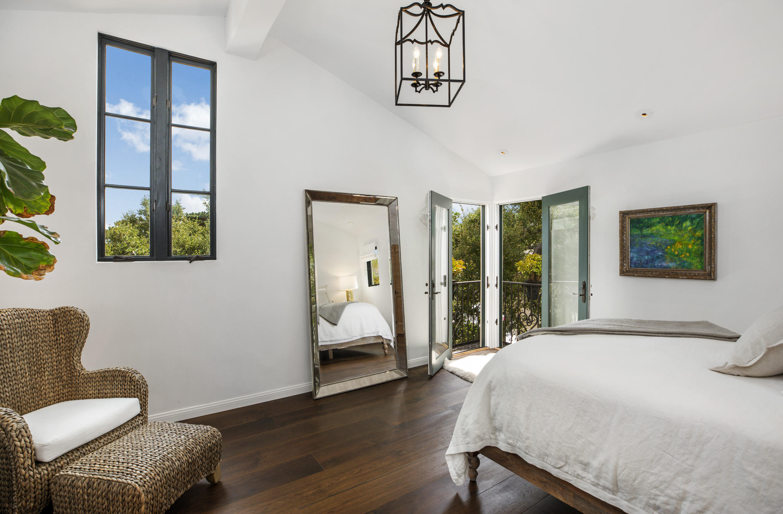1011 Rinconada Road, Unit E Santa Barbara, CA 93101 - Photo 18 of 48 1011 Rinconada E_0015