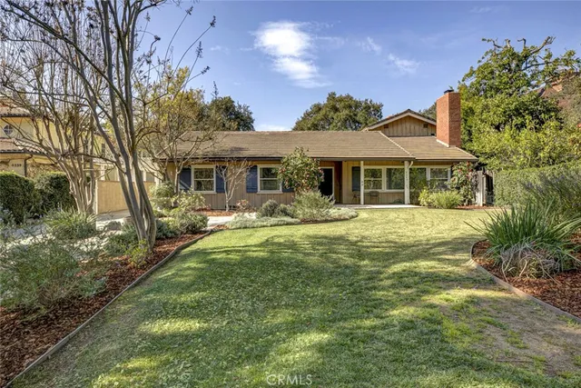 $3,985,000 | 4345 Oakwood Avenue, La Canada Flintridge, CA 91011