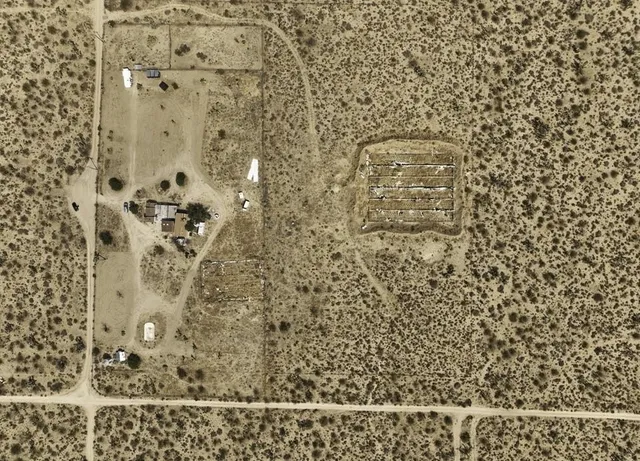 $210,000 | 32800 224th Street, Llano, CA 93544