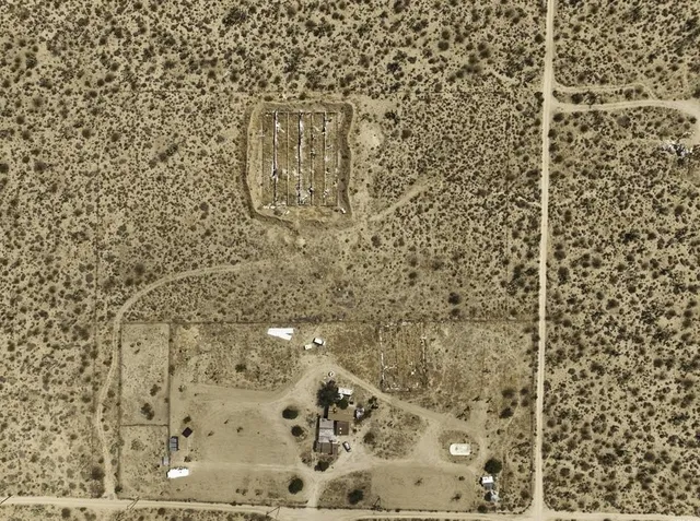 $210,000 | 32800 224th Street, Llano, CA 93544