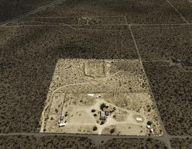 $210,000 | 32800 224th Street, Llano, CA 93544