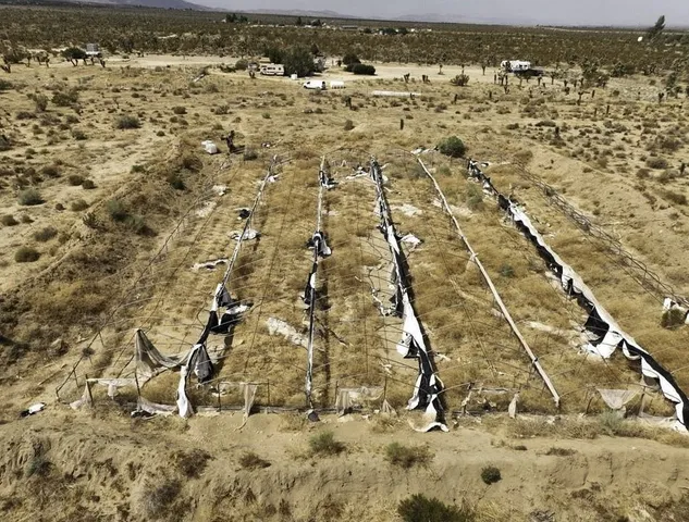 $210,000 | 32800 224th Street, Llano, CA 93544