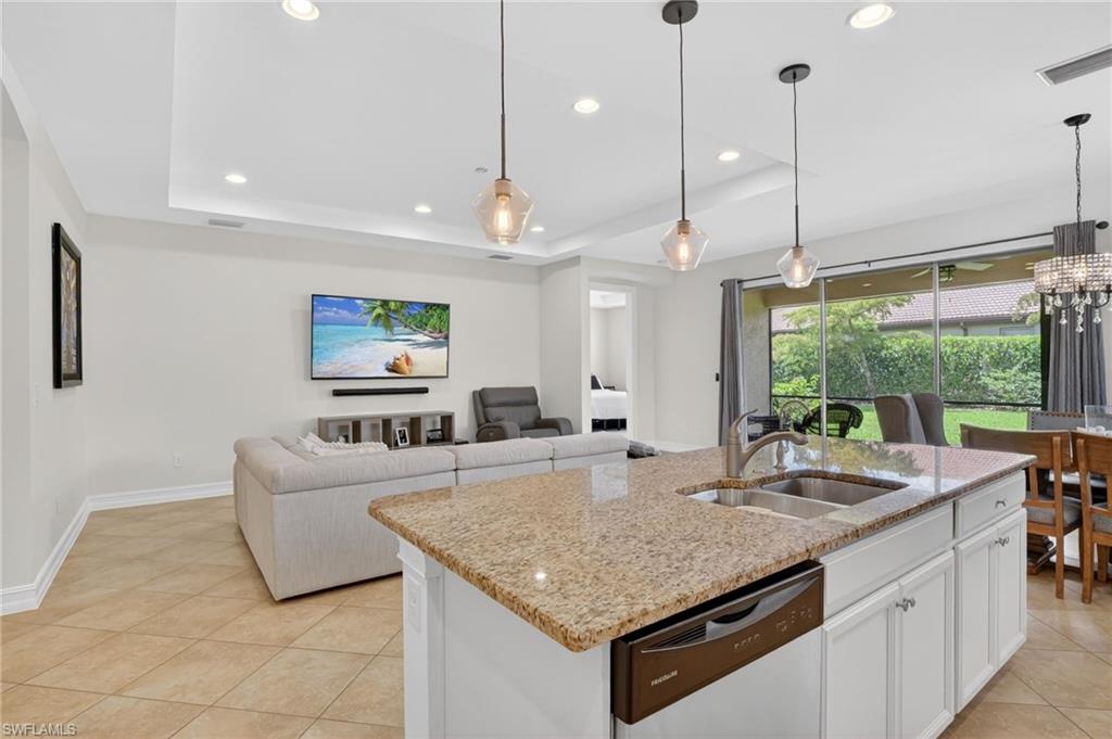 16380 Aberdeen Way Naples, FL 34110 - Photo 6 of 33