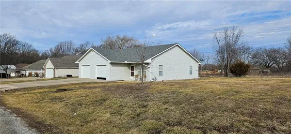 $230,000 | 304 East 16th Street, Holden, MO 64040