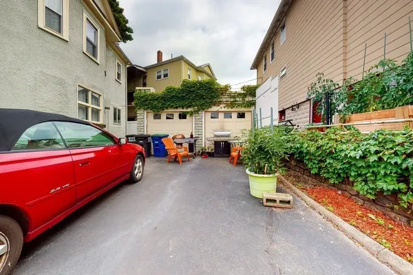 $3,500 | 263 Powder House Boulevard, Unit 1, Somerville, MA 02144