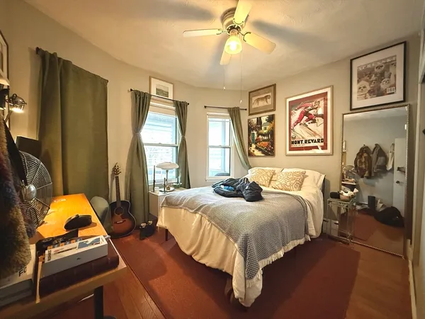 $3,500 | 263 Powder House Boulevard, Unit 1, Somerville, MA 02144