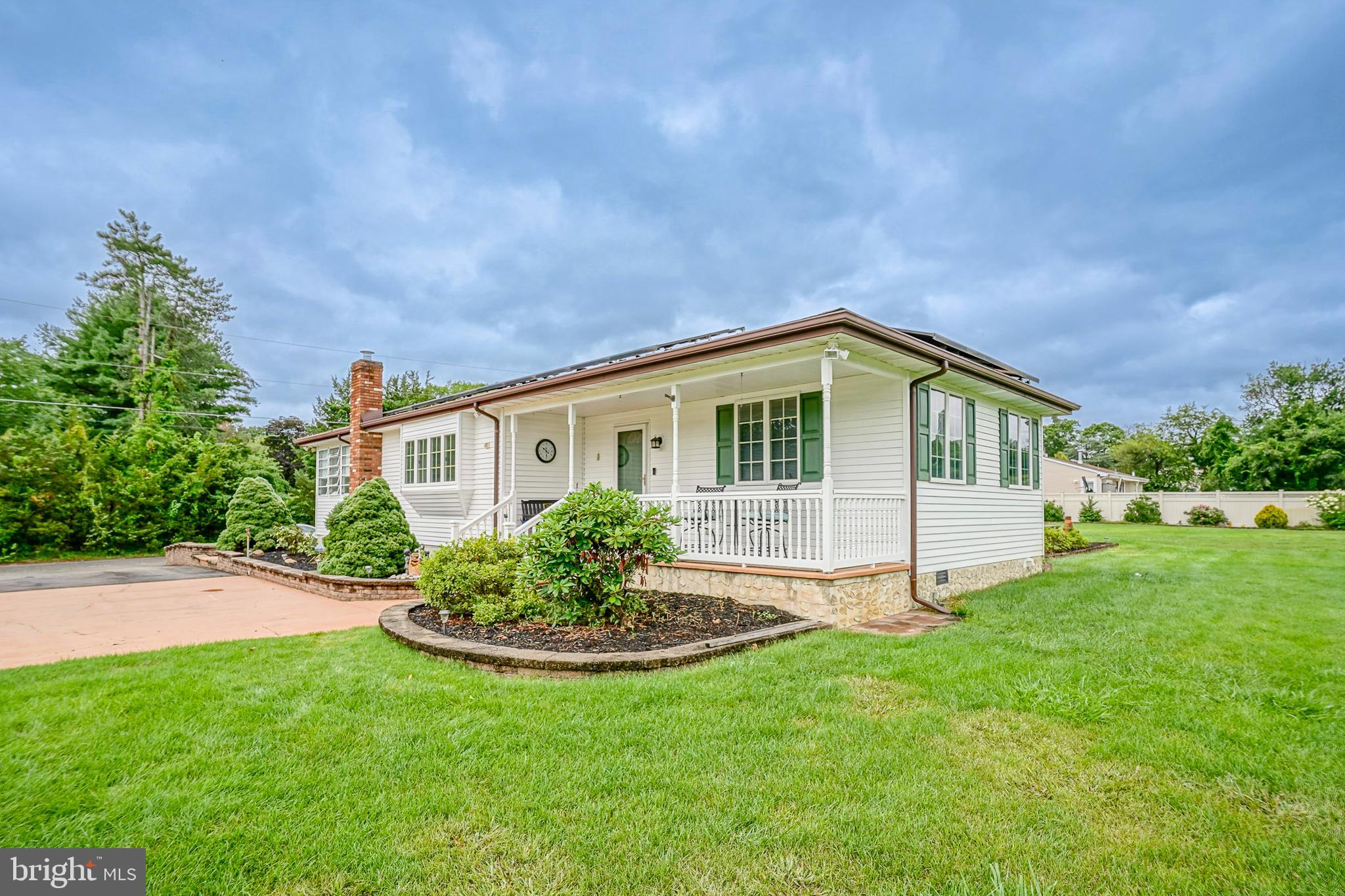 119 Monroe Avenue Mantua, NJ 08051 - Photo 4 of 39